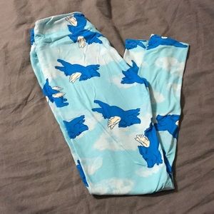 Lularoe flying pigs leggings. Never worn